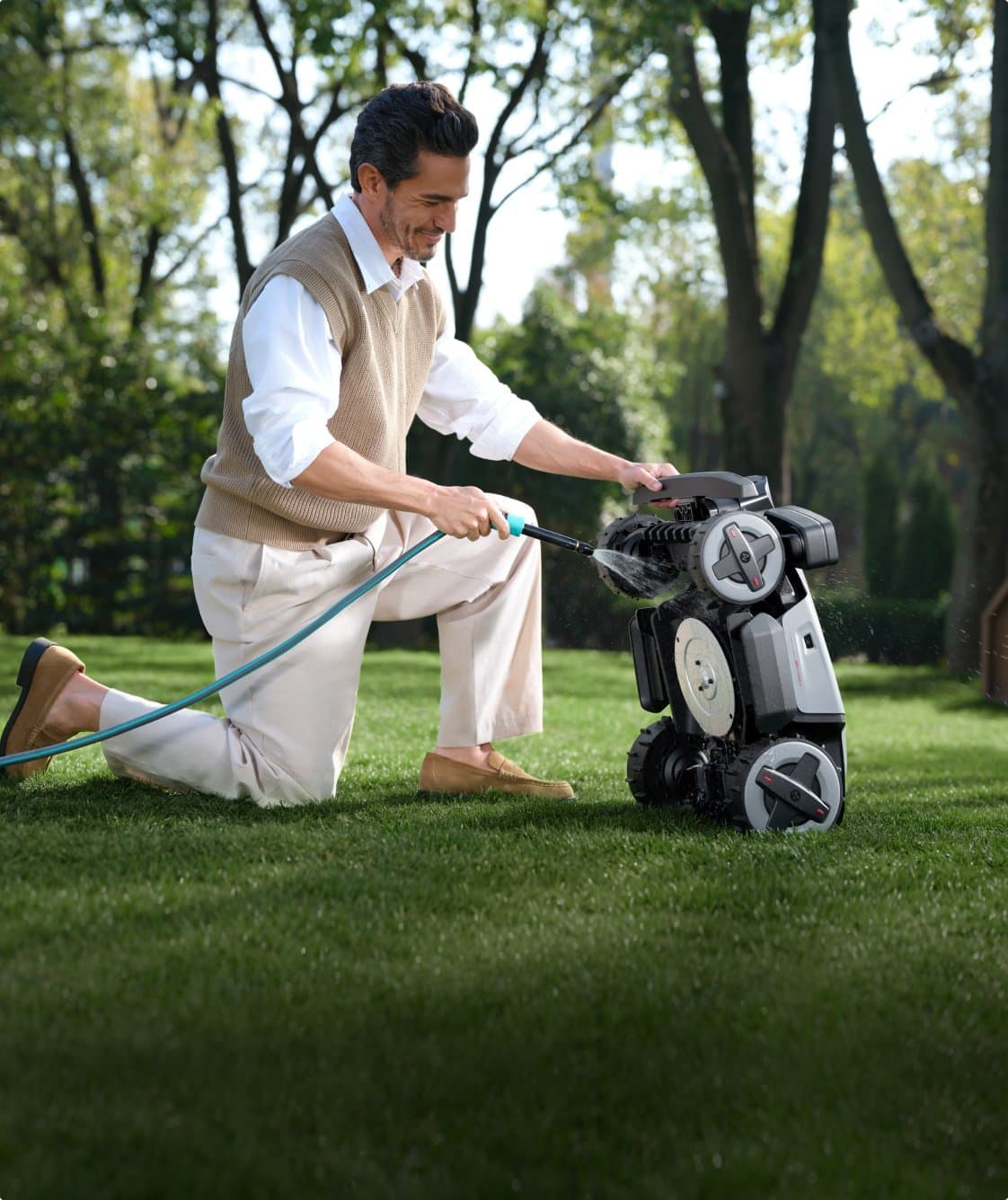 RockMow Z130 on a fine lawn