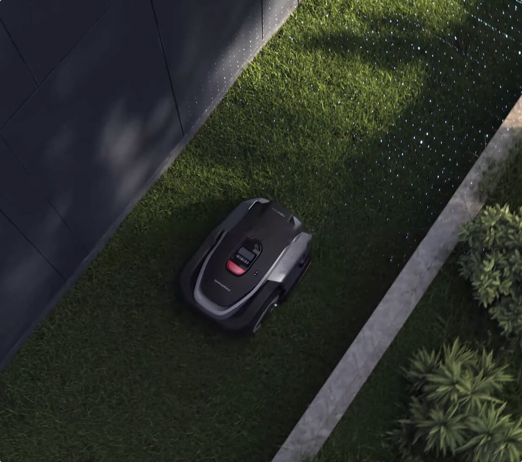 RockMow S115 driving through a 70 cm gap
