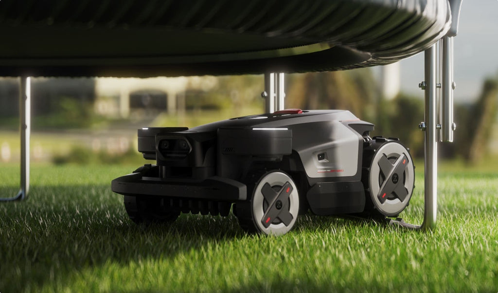 RockMow Z150 mowing with precision